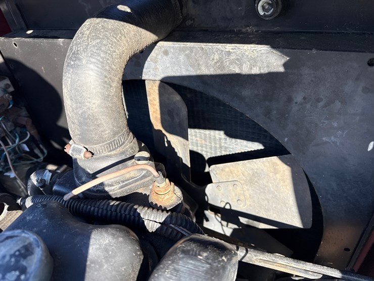 massey-ferguson-4-image-21