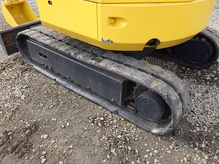 komatsu-pc28-image-26