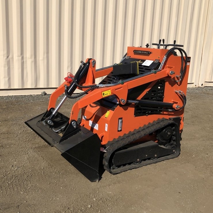 Unused 2025 LandHero LDH-T460 Stand-On Compact