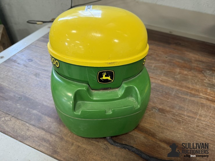 john-deere-3000-image-2