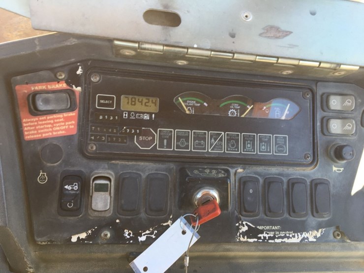 2006-deere-310sg-image-6