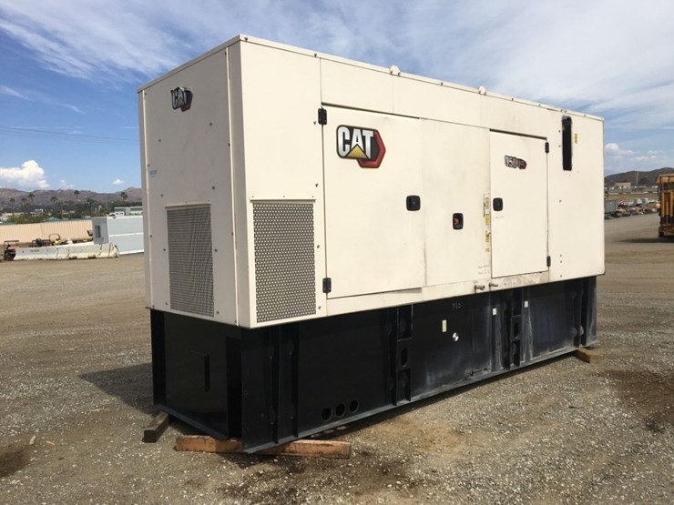 2020-caterpillar-c15-image-4