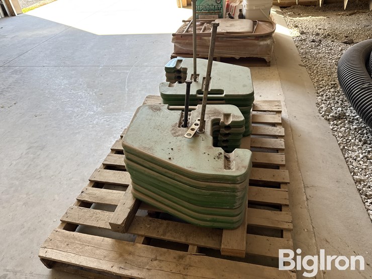 john-deere-front-tractor-weights-image-6