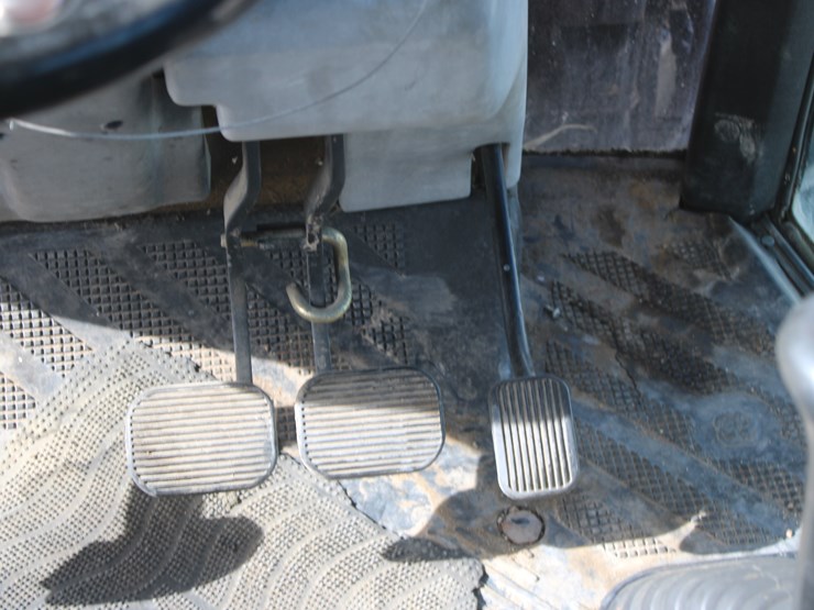 1992-agco-allis-8630-image-53