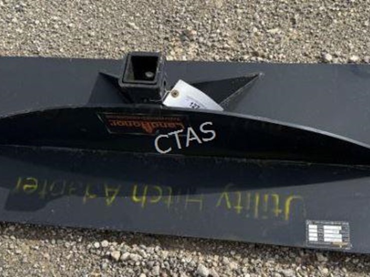 #127-•-skid-steer-utility-hitch-adapter-2"-receiver-image-1