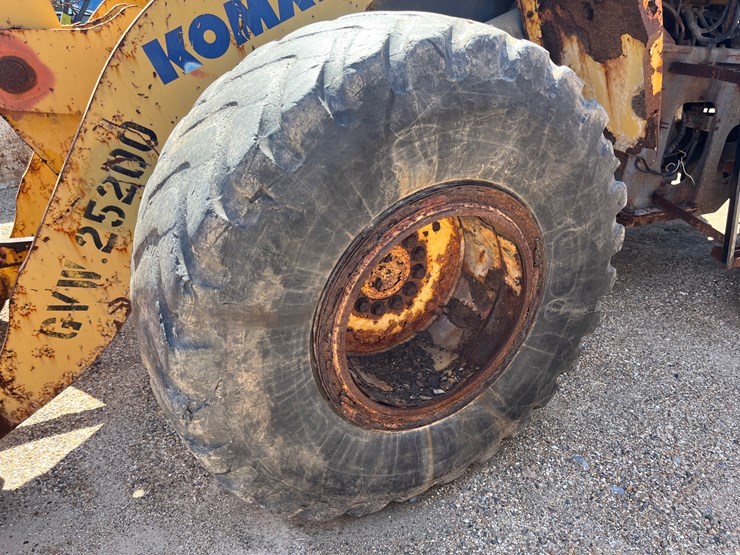 komatsu-wa250-image-14