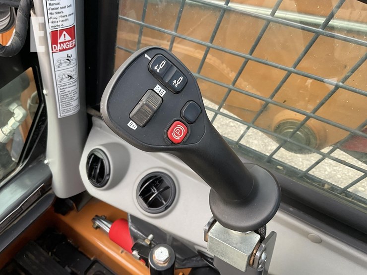 2021-case-tr270b-image-19