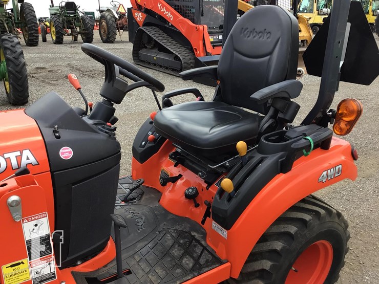 2018-kubota-bx2380-image-16