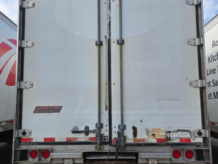 2012-great-dane-trailer-image-3