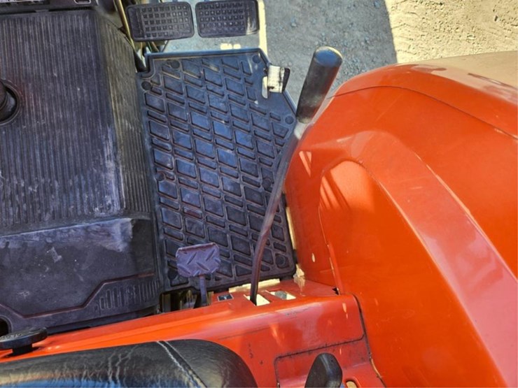 kubota-m5400-image-26