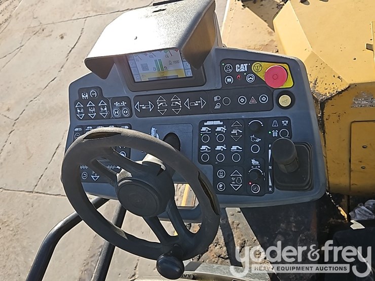 2017-caterpillar-ap-1000f-image-34