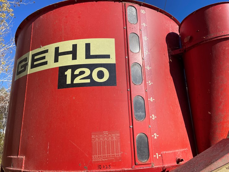 gehl-120-image-15