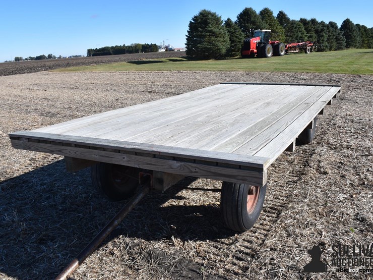 wooden-hayrack-image-10
