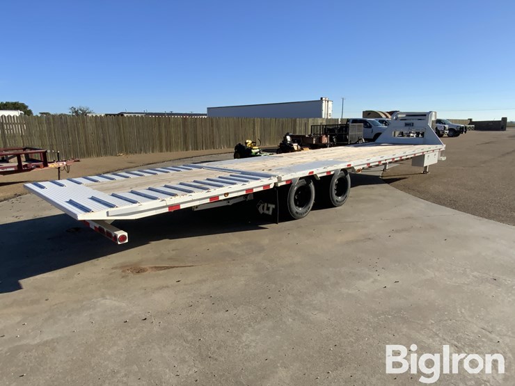 2023-load-trail-t/a-low-pro-gooseneck-trailer-w/hydraulic-dovetail-image-5