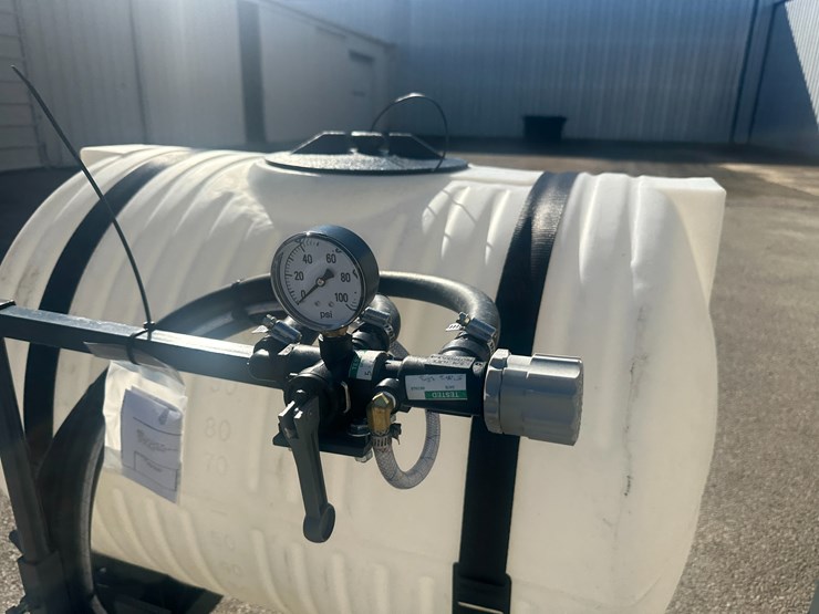 caterpillar-12-image-24