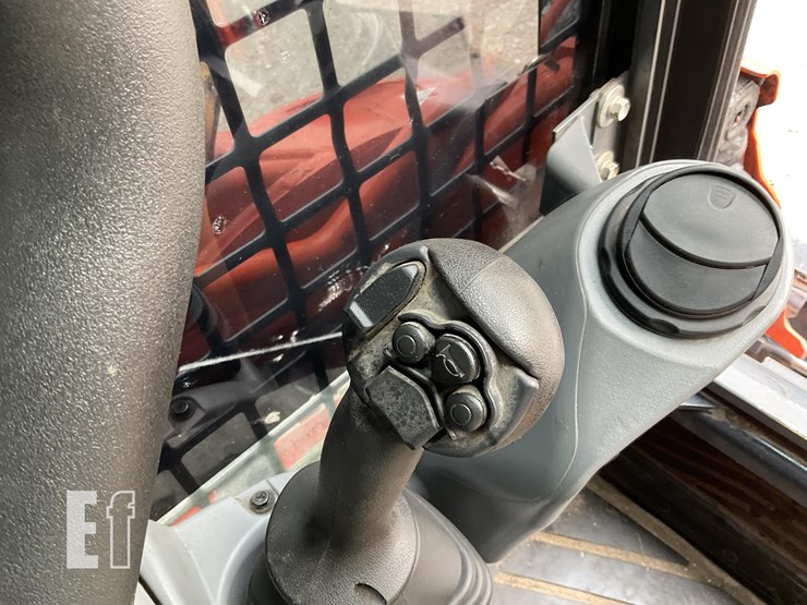 2020-kubota-svl95-2s-image-20