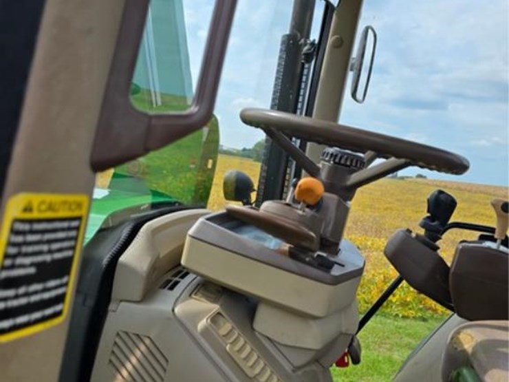 john-deere-7520-image-41