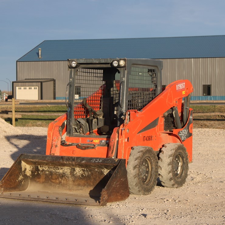 KUBOTA SSV65