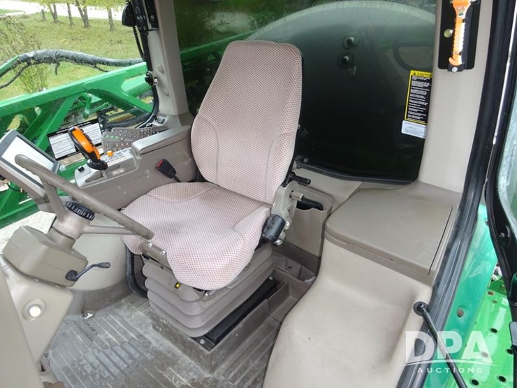 2015-john-deere-r4038-image-113