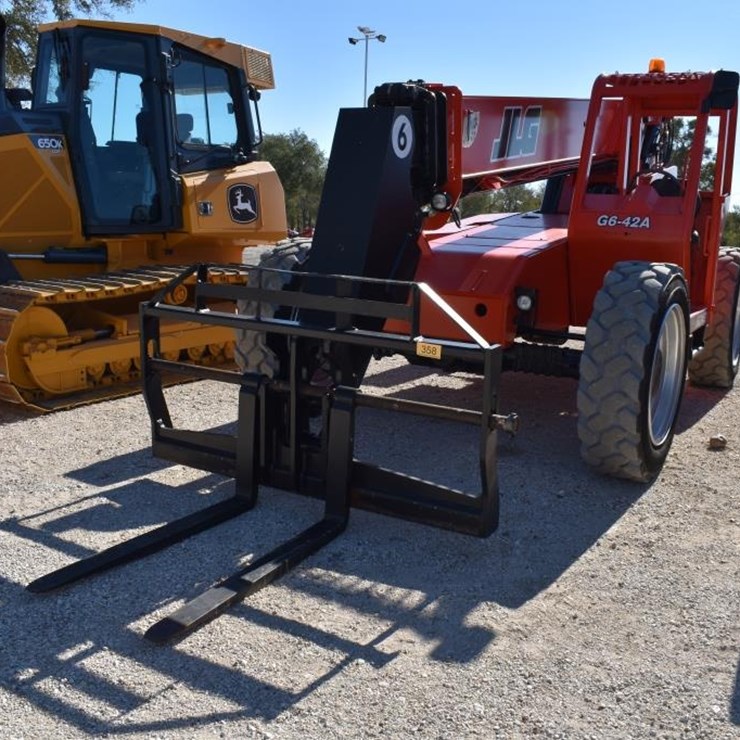 JLG 6042 FORKLIFT (SERIAL # 0160080075) (SHOWING APPX 2,975 HOURS, UP TO TH