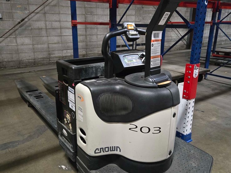 2019-crown-pe4500-60-image-5