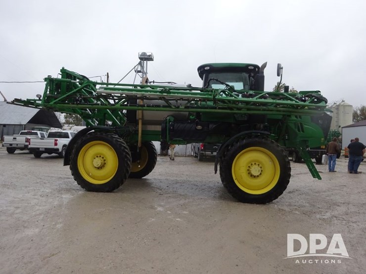 2017-john-deere-r4038-image-16