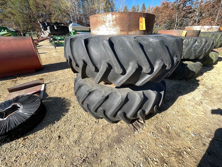 #5939-•-set-of-co-op-18.4-34-clamp-on-duals-image-5