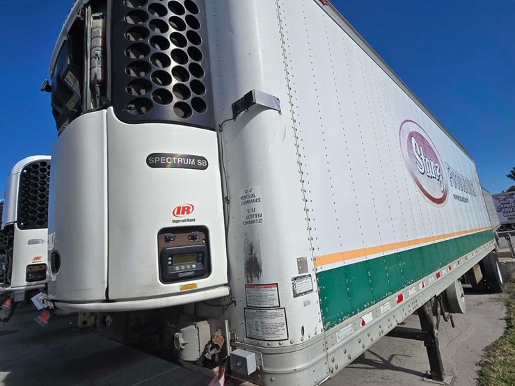 2012-great-dane-trailer-image-1