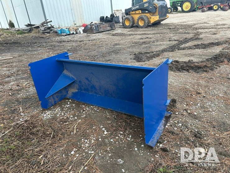 6-foot-snow-pusher-attachment-(cp1226)-image-1