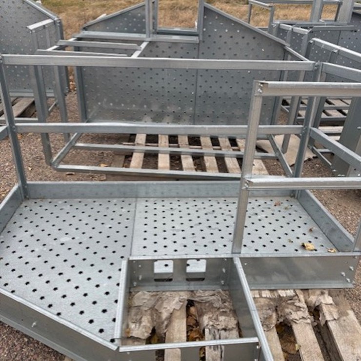 3 Galvanized Platforms (PD5312)