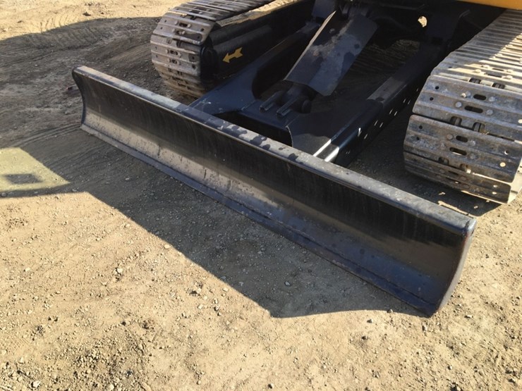 2017-caterpillar-305.5e2-image-9