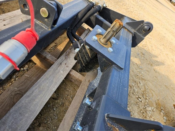 #3157-•-new-land-honor-pha-16-2c-3pt-hitch-adaptor-image-6