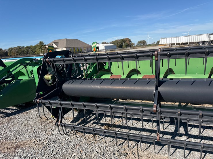 2008-john-deere-635f-image-23