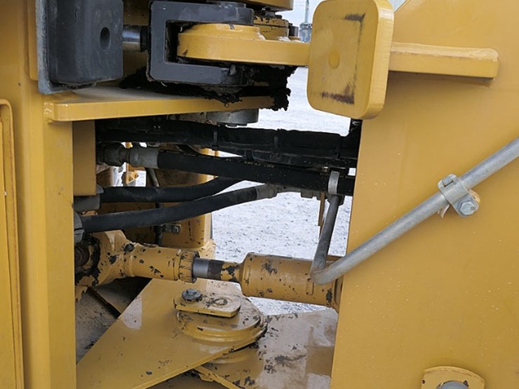 2014-caterpillar-924h-image-26