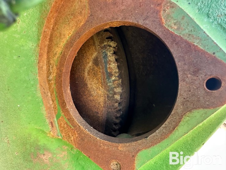 john-deere-105-image-10