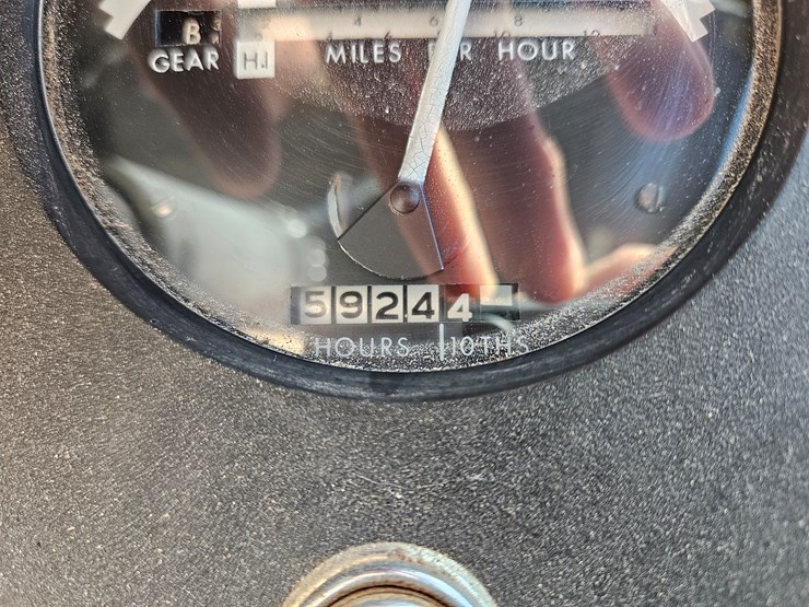 1974-john-deere-4230-image-17