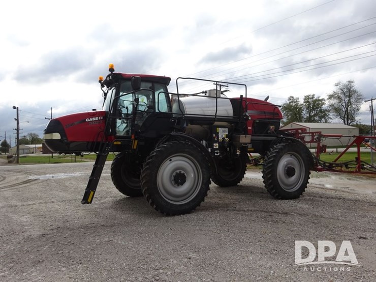 2019-case-ih-patriot-3340-image-21