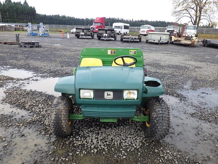 john-deere-gator-image-2