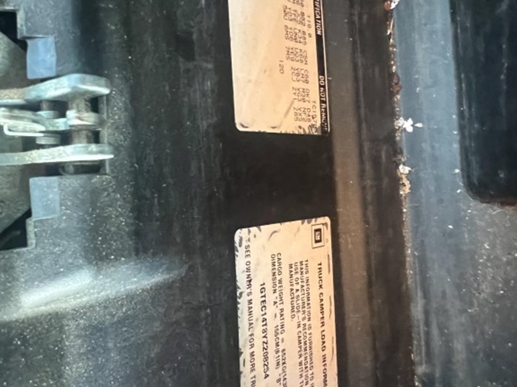 2000-gmc-1500-image-14