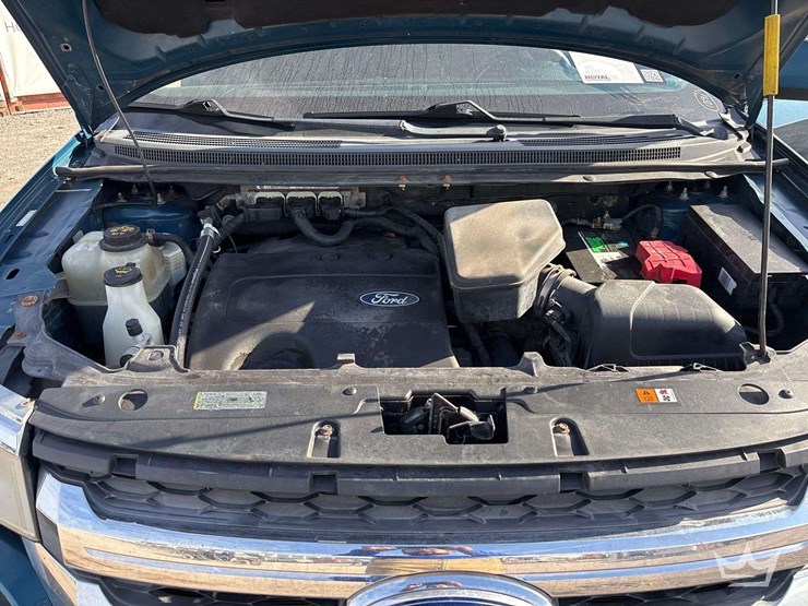 2011-ford-edge-image-13