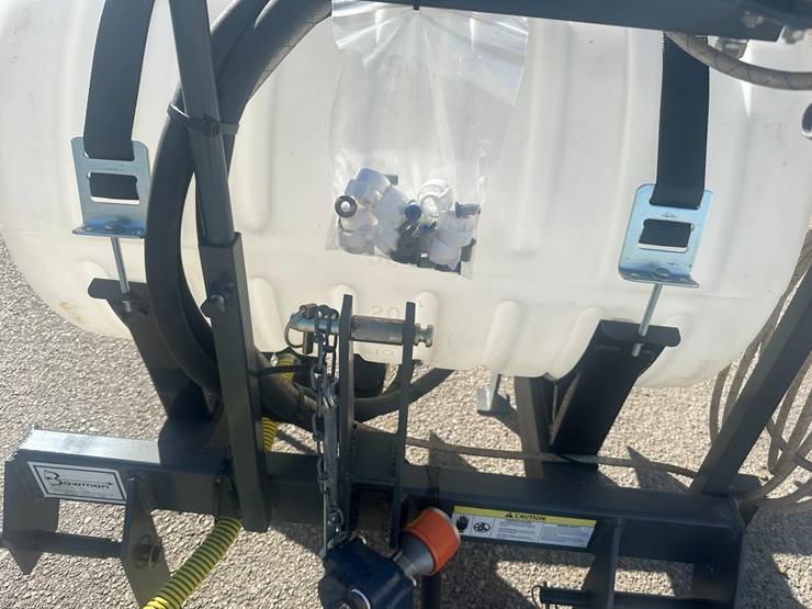 caterpillar-12-image-12