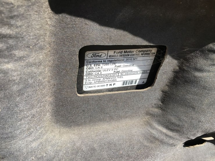 2010-ford-flex-image-13