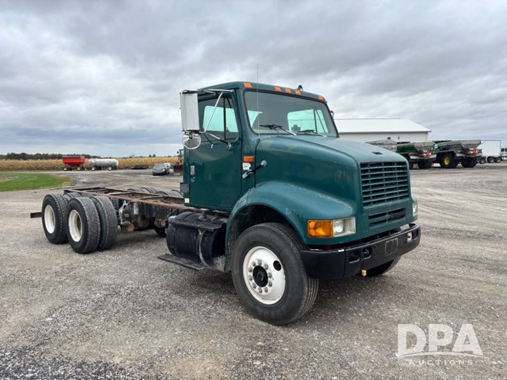 1999-ihc-8100-truck-(pz14131,-unit-7240)-image-5