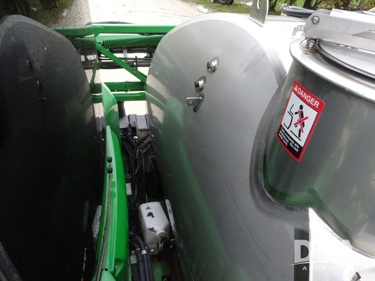 2017-john-deere-r4038-image-110