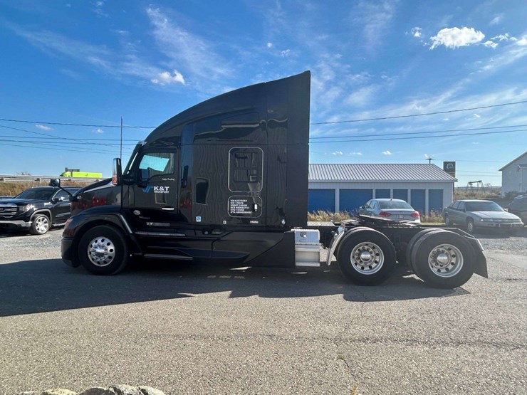 2022-kenworth-t680-image-2