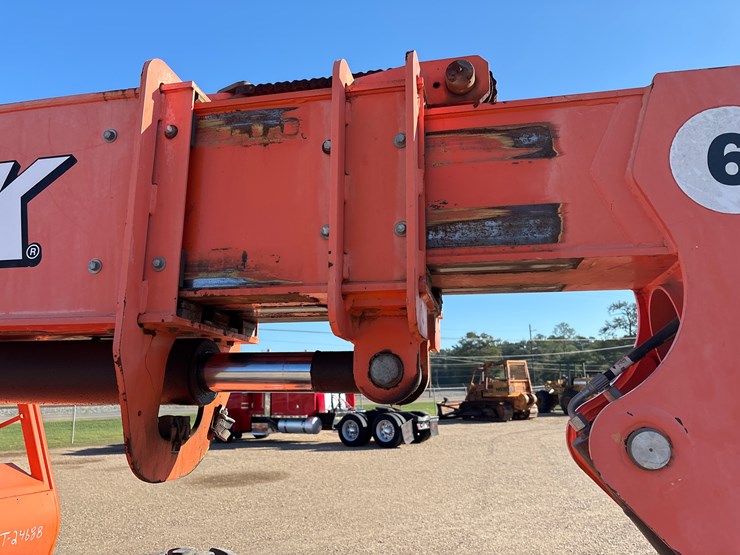 sky-trak-6042-image-14