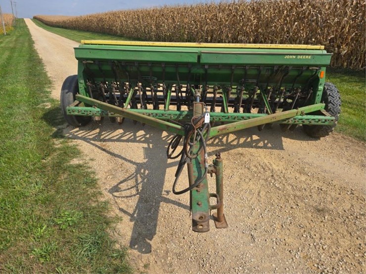 john-deere-8300-image-9