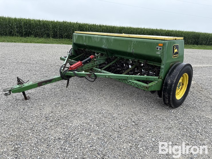 john-deere-8000-image-1