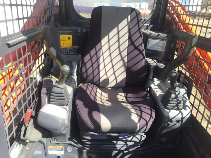 2015-kubota-svl75-2-image-7