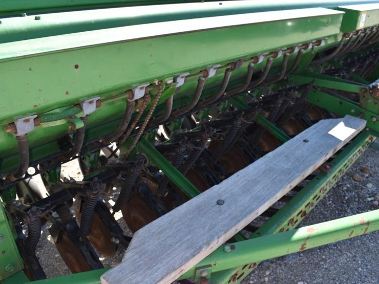 john-deere-450-image-13